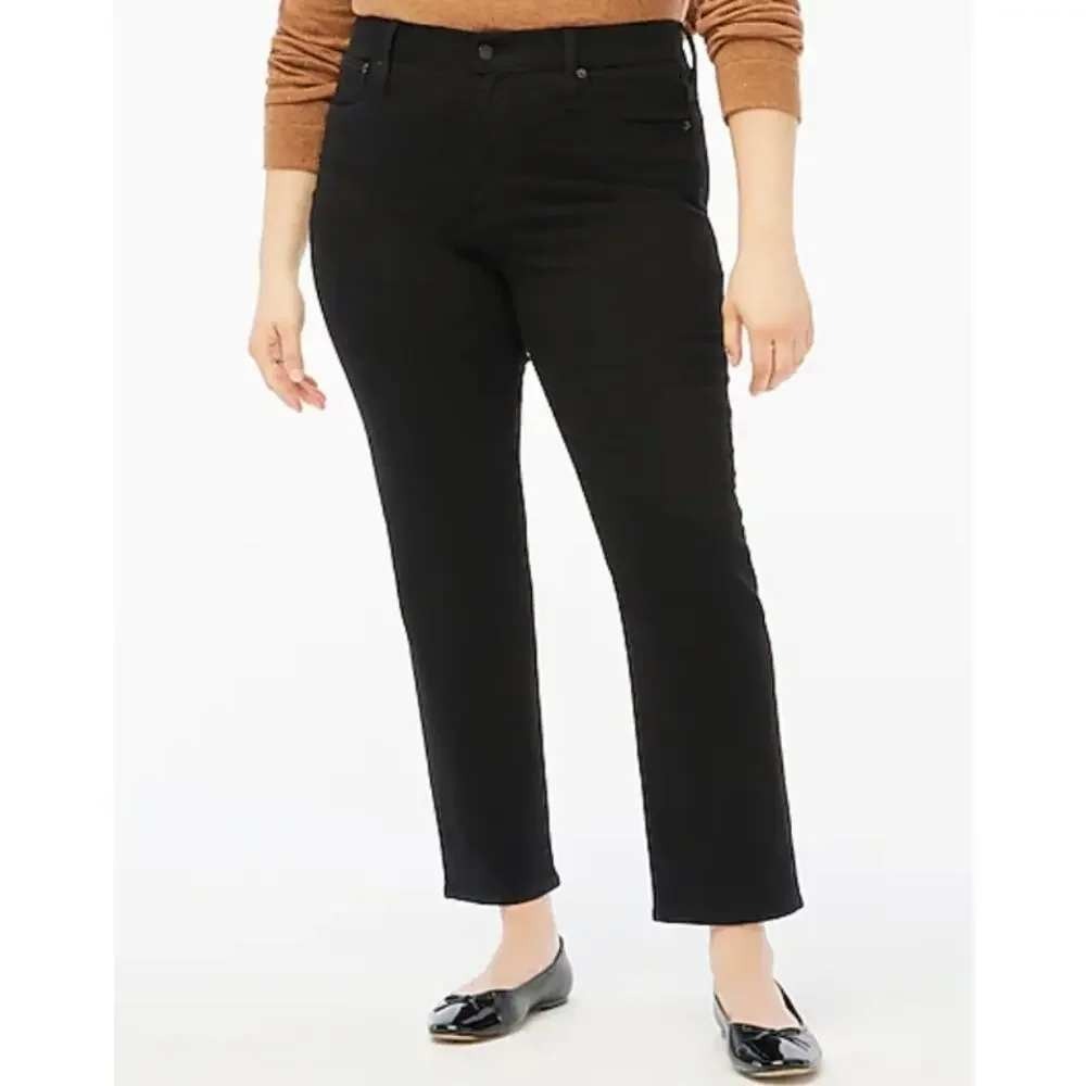 J.Crew‎ Essential Straight Jeans Black Petite 30P BT024 NWT